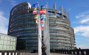 parliament-1564427_1920