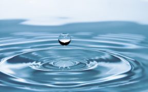 drops-of-water-578897_1920