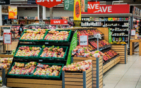 Las empresas de alimentación y gran consumo piden al Gobierno el alta laboral automática por la Covid-19
