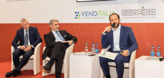 El proyecto RiVending gestiona y recoge 165 millones de vasos al año