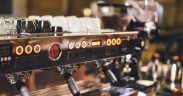 café